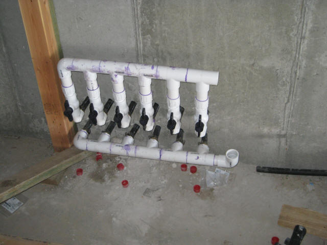 HDPE manifold for geothermal