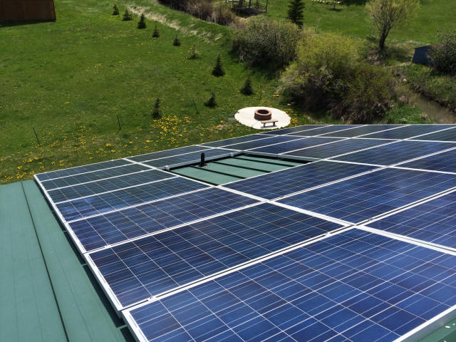 solar-panel-DIY-metal-roof